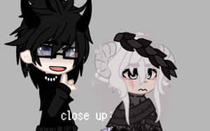 兩個Q版動漫角色，一個微笑有角，另一個悲傷有眼淚。 — Gacha life GIF 壁紙