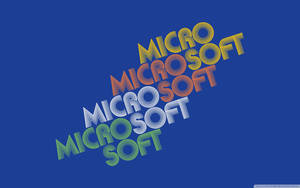 藍色背景上彩色 Microsoft 標誌的對角線排列