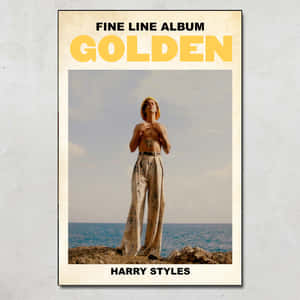 Harry Styles 赤裸上身站在懸崖上俯瞰海洋，帶有 'Golden' 專輯文字。