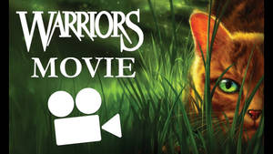 薑貓綠色眼睛藏在Warriors Movie標誌下的草叢中。