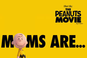 Charlie Brown 在黃色背景上從寫著「Moms Are...」的文字後面探出頭來。 — 卡通 壁紙