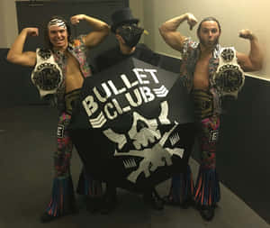 三位摔角手與冠軍腰帶和 Bullet Club 雨傘合影。 — 摔角 GIF 壁紙