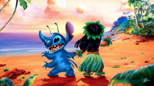 Lilo 和 Stitch 在日落時分的熱帶海灘上跳舞。 — 卡通 壁紙