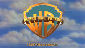 Warner Bros Pictures 標誌喺藍天白雲前面