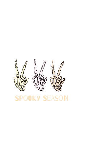 三隻骷髏手展示和平手勢，帶有 spooky season 文字。
