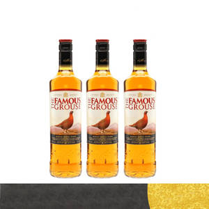 三瓶The Famous Grouse調和蘇格蘭威士忌的攝影棚產品照。