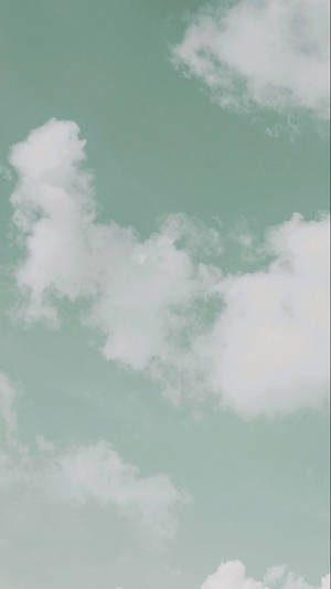 薄荷綠iPhone — 綠色天空 壁紙