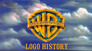 Warner Bros Television標誌喺多雲天空下，下面有「Logo History」文字。