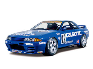 藍色日產Skyline GT-R賽車，白色背景上有贊助商標誌。