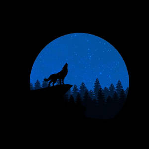 狼在夜晚的懸崖上嚎叫，星空下襯著松樹