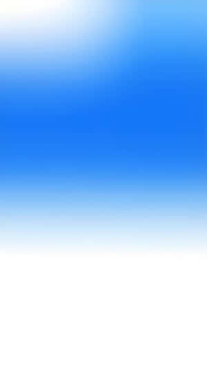 平滑的藍色到白色漸變天空，帶有柔和的光線擴散 — 1440x2560 壁紙