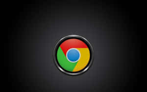 深色背景上帶金屬邊框的 Chrome 瀏覽器標誌
