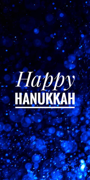 Happy Hanukkah 文字在藍色閃亮背景上 — 18:9 壁紙