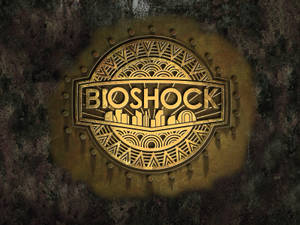 金色裝飾藝術風格的Bioshock標誌，位於生鏽金屬表面上。 — 生化奇兵 壁紙