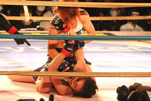 藤井惠與伊澤瀧子的激烈重賽 — 日本 壁紙