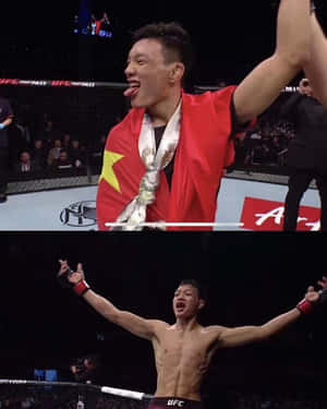 一位勝利的MMA拳手在八角籠中高舉雙臂，脖子上掛著獎牌慶祝勝利。