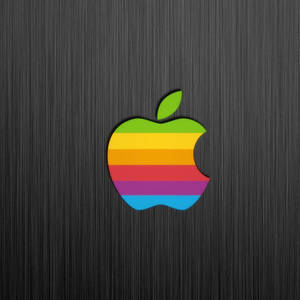 拉絲金屬表面上的彩虹Apple標誌