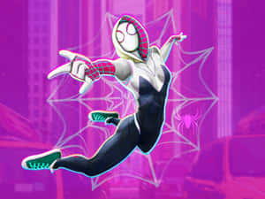 Spider-Gwen 以動態姿勢站在霓虹城市背景前，帶有發光的蜘蛛網。
