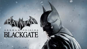 蝙蝠俠在積雪的城市環境中，帶有遊戲標題Arkham Origins Blackgate。