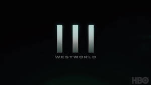Westworld標誌，帶有三條發光條紋和黑色背景上的金屬文字。