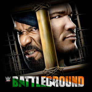 兩位WWE摔角手在一個帶有印度國旗顏色的竹籠內，背景是Battleground標誌。