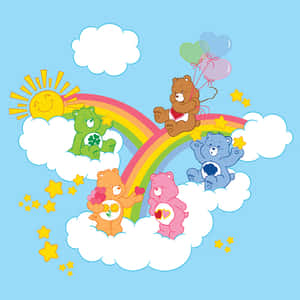 微笑太陽下，雲上的五隻Care Bears，彩虹心形和氣球。