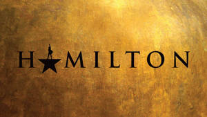 Hamilton 標誌，星星上有人影剪影，背景為紋理金色。