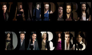 Cast of The Vampire Diaries 電視節目在標題字母內的戲劇性肖像。