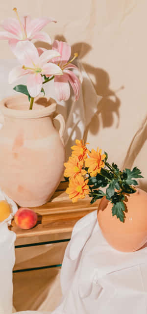 靜物畫 粉紅百合 橙色雛菊 陶盆 桃色和白色布料
