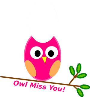 粉紅色卡通貓頭鷹，頭上頂著雞蛋，棲息在樹枝上，附有「Owl Miss You!」文字 — 再見 壁紙