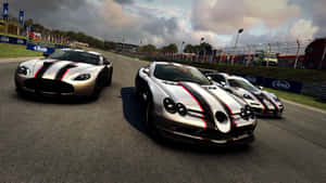 賽車在賽道上奔馳的畫面 — Grid Autosport 壁紙