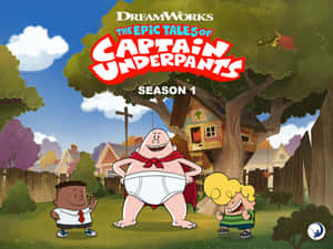 Captain Underpants 和兩個孩子在後院樹屋旁微笑。 — 電影 壁紙