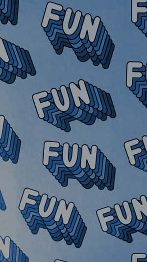藍白3D「FUN」文字以俏皮的幾何圖案重複。