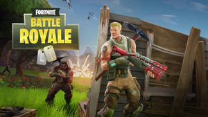 兩個Fortnite角色身穿戰鬥裝備，在草地上戰場上，有爆炸。