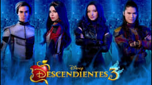 四個迪士尼Descendientes 3角色穿著未來風格服裝，站在發光的藍色城市背景前。 — 電影 壁紙