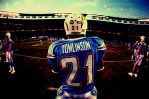 美式足球員 Tomlinson 21號 夜間球場 — 高清足球 壁紙