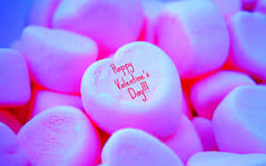 心形棉花糖，其中一個寫有「Happy Valentine's Day!!!」