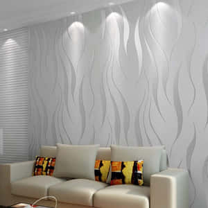 米色梳化配以色彩繽紛的抱枕，背景是帶有射燈的灰色波浪圖案牆壁。