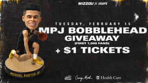 Michael Porter Jr. 搖頭公仔拿著籃球，用於贈品推廣。 — 火影忍者海報 壁紙