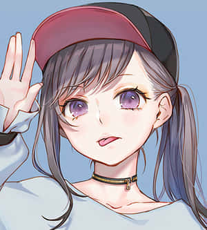 紫眼灰髮的動漫女孩戴著紅黑帽子和拉鍊頸圈，揮手。