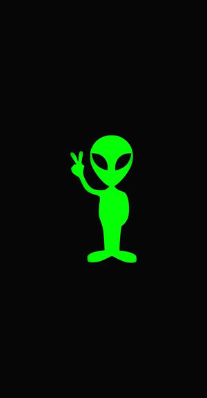 綠色外星人形象在黑色背景上做出和平手勢 — 火影忍者海報 壁紙