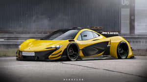黃色McLaren超級跑車停在倉庫附近的賽道上。