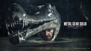 來自《Metal Gear Solid Snake Eater》的男人在叢林水中戴著鱷魚頭盔。