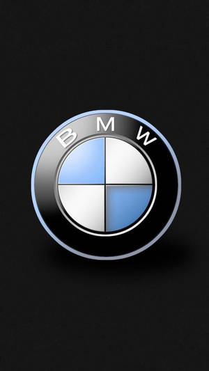 黑色背景上帶有藍色和白色四分之一圓的BMW標誌