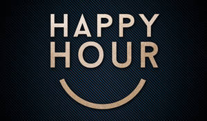 深藍色條紋背景上帶有笑臉的 Happy Hour 文字