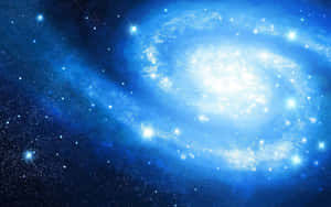 一個發光的藍色螺旋星系，在深空中被閃爍的星星環繞。