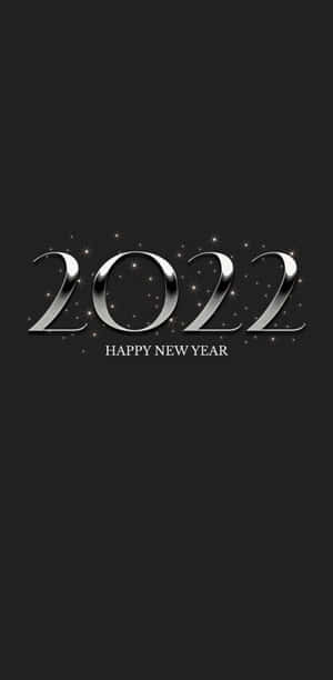 閃亮銀色2022文字，搭配閃爍星星在黑色背景上，適合新年。