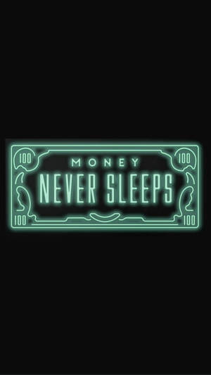 美元鈔票形狀的霓虹燈牌，上面有文字 money never sleeps。