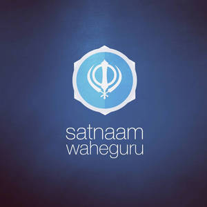 藍色背景上的錫克教卡達符號及 satnaam waheguru 文字