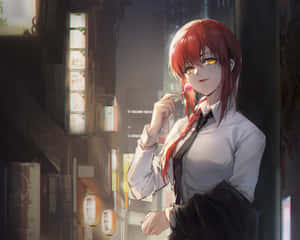 紅髮動漫女孩穿著校服，在夜晚霓虹燈照亮的小巷裡拿著粉紅色棒棒糖。